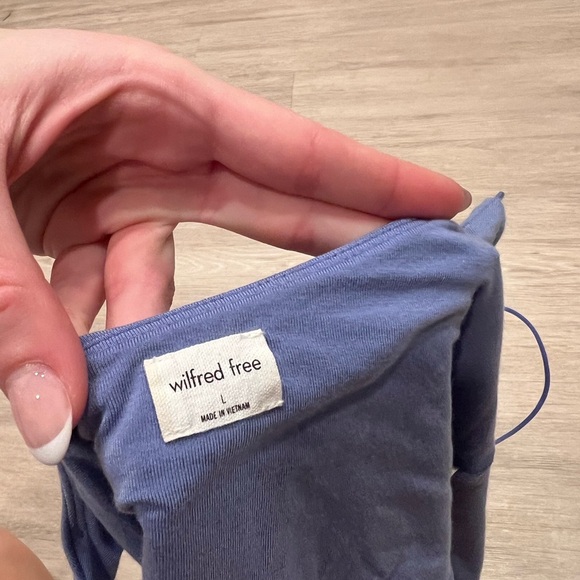 Aritzia Purple Tank Top - Picture 2 of 3